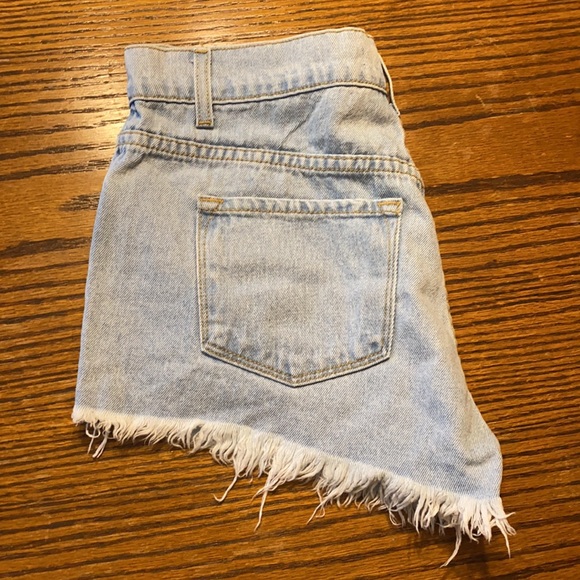 O2 Denim Shorts - Picture 5 of 5